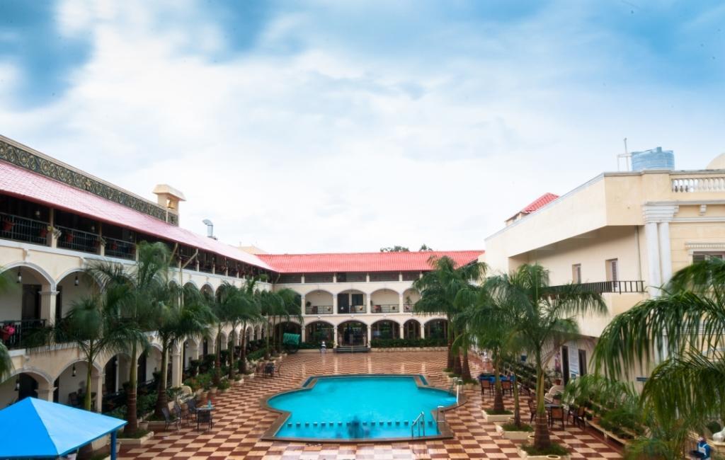 Kumararraja Palace Yelagiri Exterior photo